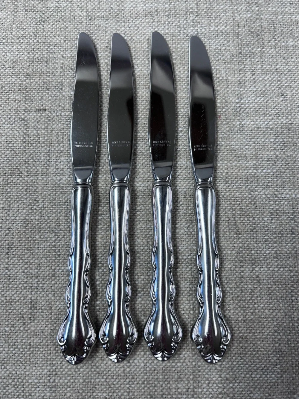 Lot of 4 Reed & Barton Regency Dinner Knives 18/8 Stainless Flatware